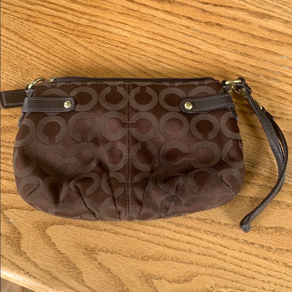 Coach wristlet - Picture 2 of 5